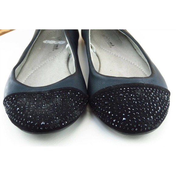 White Mountain Sz‎ 7.5 M Black Round Toe Flat Synthetic Stephanie - Picture 2 of 8
